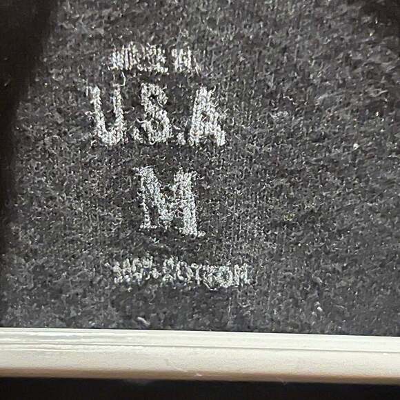 U.S. Army "This We'll Defend" Black T-Shirt - Picture 4 of 4